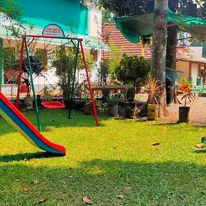 Kuttickattil Gardens Séjour chez l'habitant